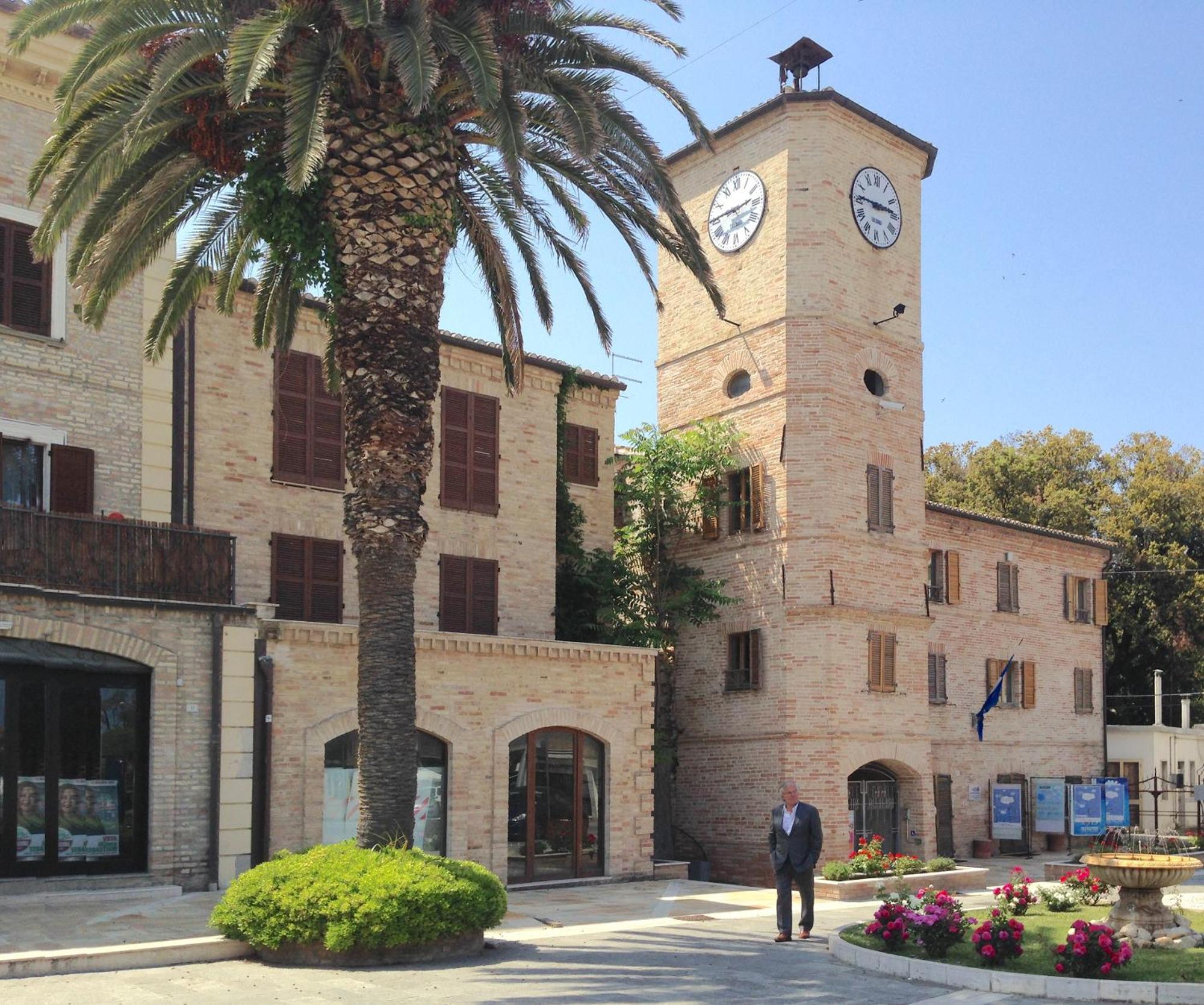 Casa Lilly Lejlighed Porto SantʼElpidio Eksteriør billede